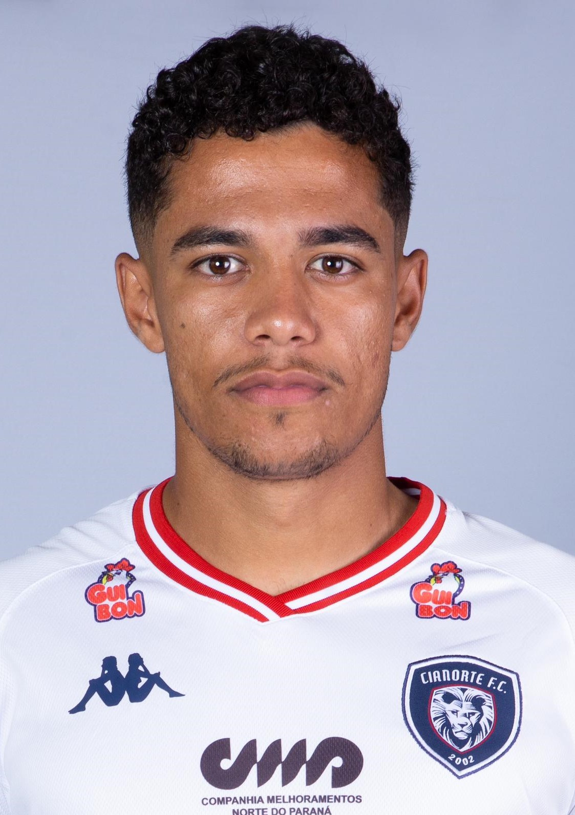 LÉO