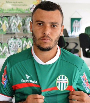MAICON ESQUERDA