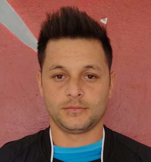 JUNIOR